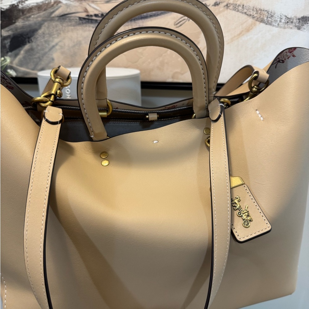 NWT Coach 1941 All Leather Rogue Tote